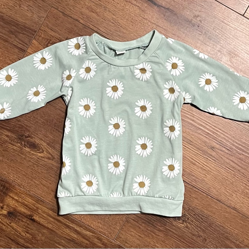 Girls Green Daisy Top